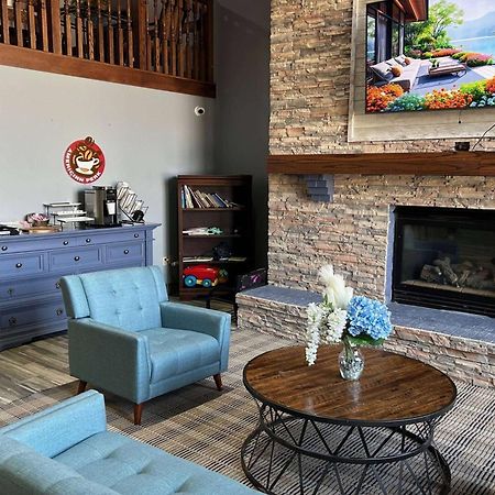 Americinn By Wyndham Ottumwa Екстериор снимка