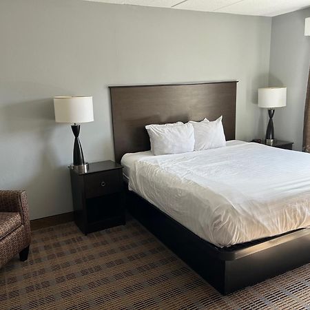 Americinn By Wyndham Ottumwa Екстериор снимка
