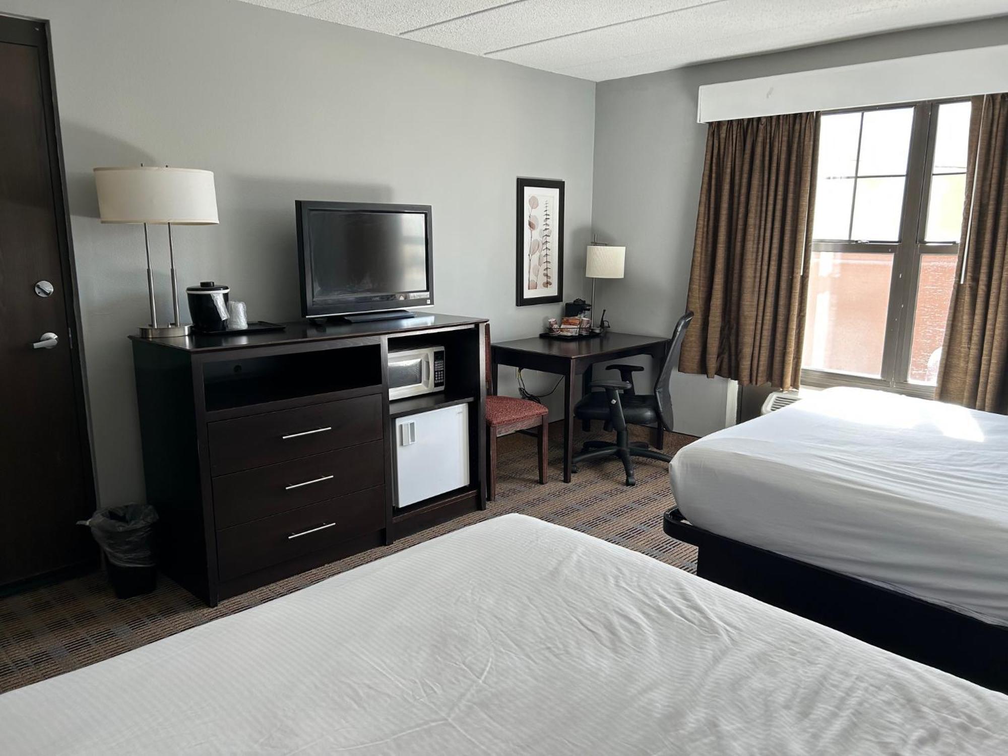 Americinn By Wyndham Ottumwa Екстериор снимка
